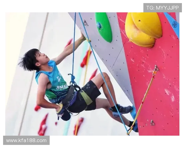 西安攀岩队与上海攀岩队赛后状态分析与表现对比 西安攀岩队与上海攀岩队赛后状态分析与表现对比