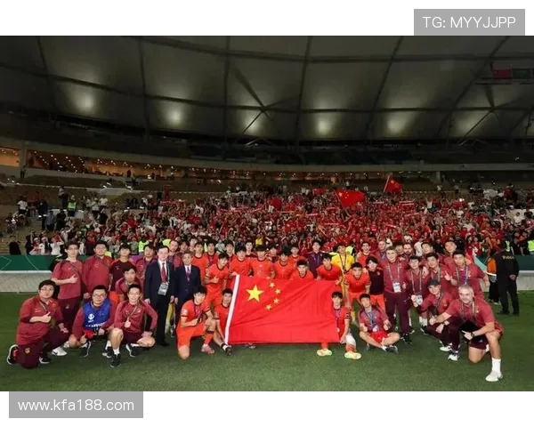 国足新星闪耀赛场助球队逆转取胜点燃全国球迷热情