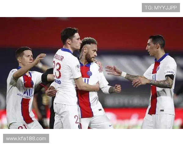 巴黎圣日耳曼迎战雷恩 谁能在法甲赛场占据主导地位